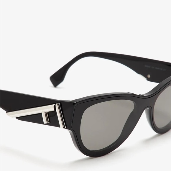 FENDI FIRST CAT-EYE SUNGLASSES SHINY BLACK $460 NWT main image 8